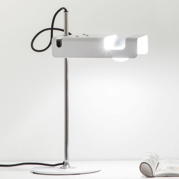 Oluce Spider - lampe à poser horizontale