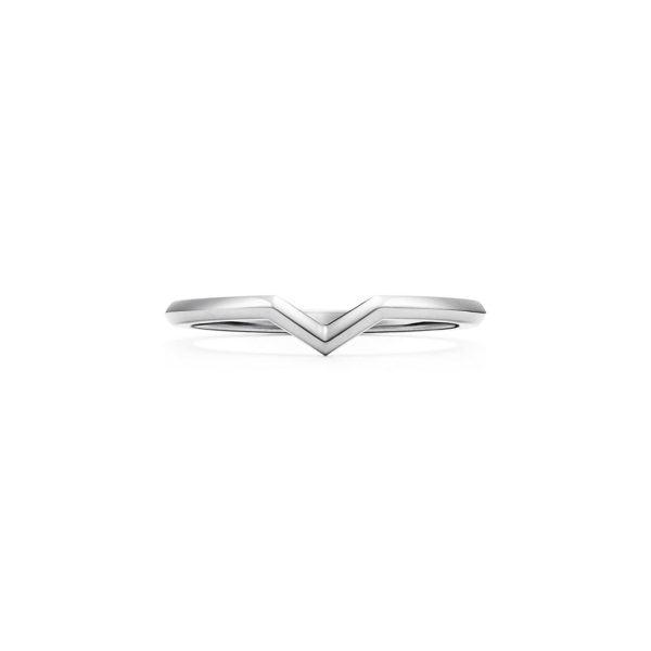 Alliance en V Tiffany Setting en platine 950 millièmes Largeur: 1,7 mm – Size 12 Tiffany & Co.