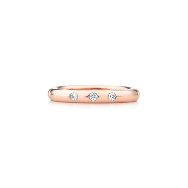 Anneau empilable en or rose 18 carats et diamants, par Elsa Peretti. – Size 7 1/2 Tiffany & Co.
