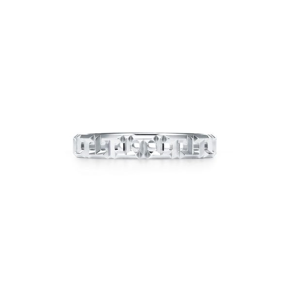 Bague étroite Tiffany T True en or blanc 18 carats Largeur: 3