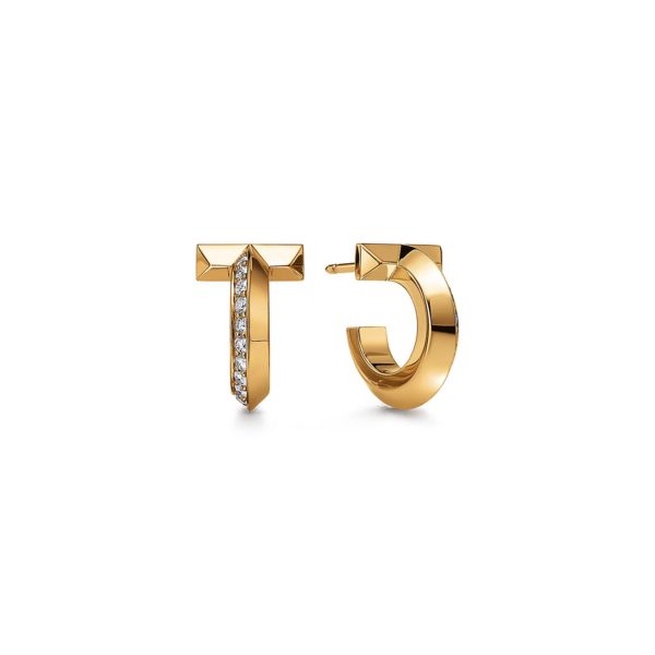 Boucles d'oreilles créoles T1 Tiffany T en or jaune 18 carats et diamants Tiffany & Co.