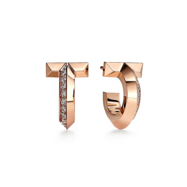 Boucles d'oreilles créoles T1 Tiffany T en or rose 18 carats et diamants Tiffany & Co.