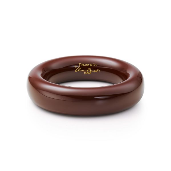 Bracelet jonc en bois dur du Japon laqué marron, par Elsa Peretti. Medium Tiffany & Co.
