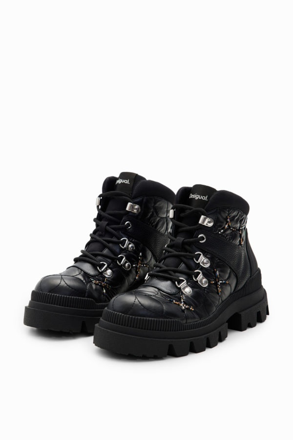 Bottes trekking perles Desigual