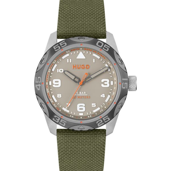 Hugo Boss Montre à cadran gris et bracelet en tissu vert