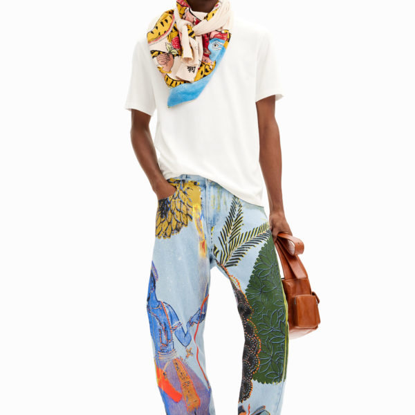 Jean droit imprimé Inde Desigual