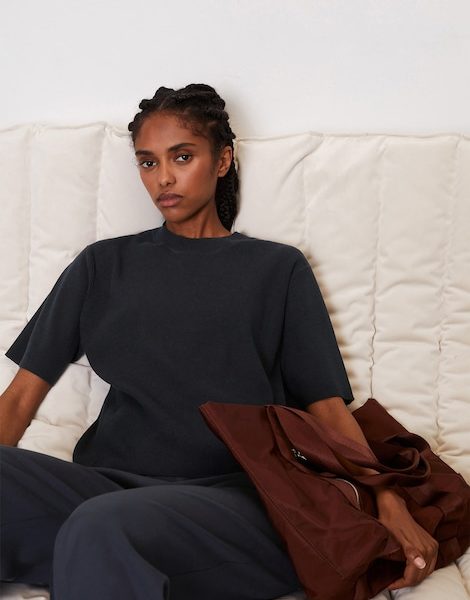 Pull-over à manches courtes en fine maille côtelée