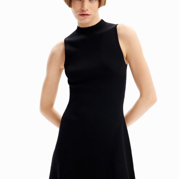 Robe patineuse courte tissu côtelé Desigual