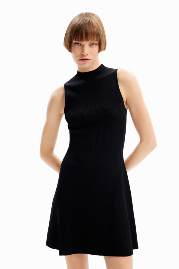 Robe patineuse courte tissu côtelé Desigual