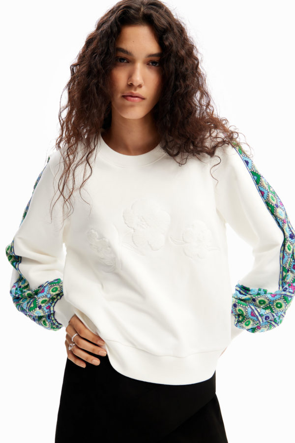 Sweat-shirt froncé broderies Desigual