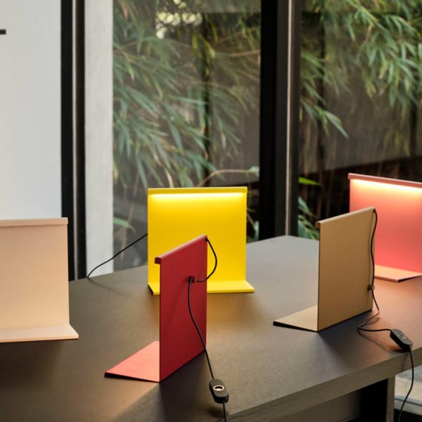 HAY LBM lampe à poser LED variateur, jaune titane Hay