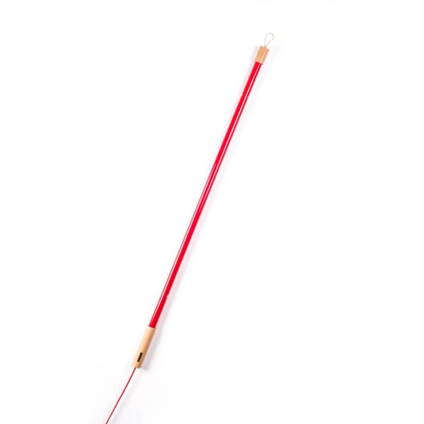 SELETTI Lampe sur pied LED Linea avec bois, rouge Seletti