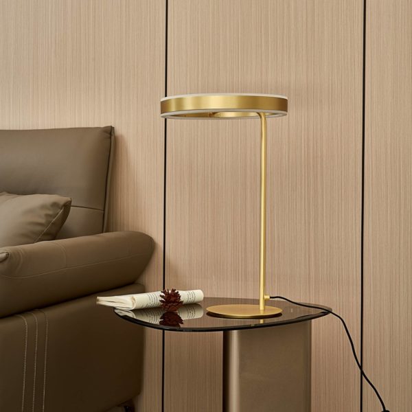 Lucande Lampe à table LED Yekta, 3-stepdim, couleur laiton LUCANDE