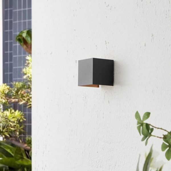 Lindby Nivar applique extérieur LED angles noir/or LINDBY