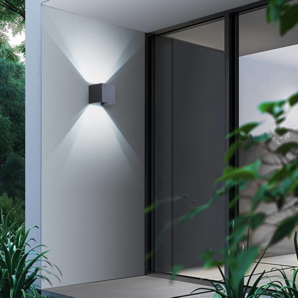 Lindby Smart Applique d'extérieur LED Dara gris angulaire CCT RVB Tuya LINDBY