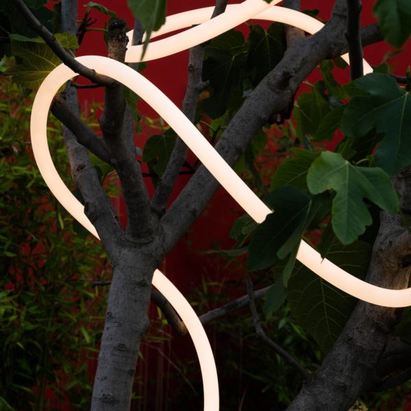 Artemide La linea Earth tube lumineux LED