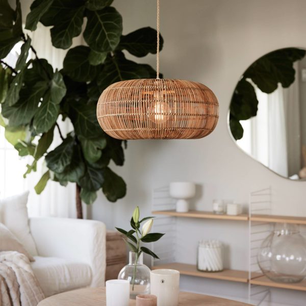 PR Home Suspension Zuri en rotin