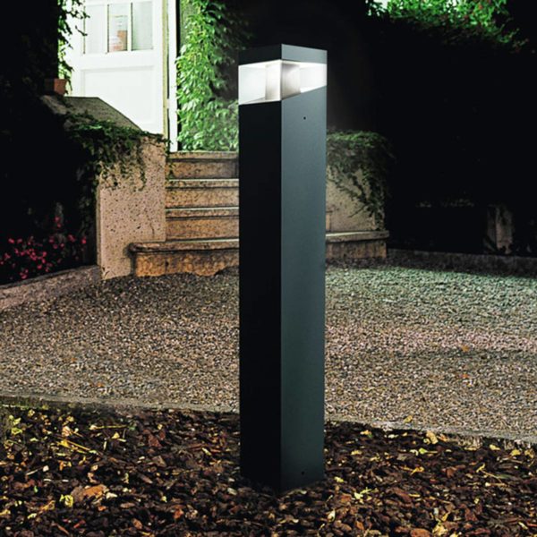 Artemide Élégante borne lumineuse LED de designer Tetragono Artemide