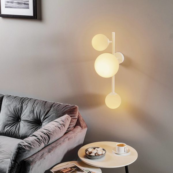 ALDEX Applique Dione à trois lampes, blanche ALDEX