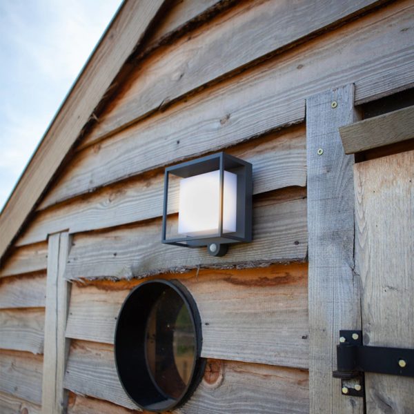 LUTEC Lampe solaire LED Curtis avec détecteur mouvement Lutec