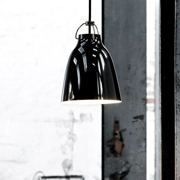 FRITZ HANSEN Caravaggio P1 brillant noir/noir FRITZ HANSEN