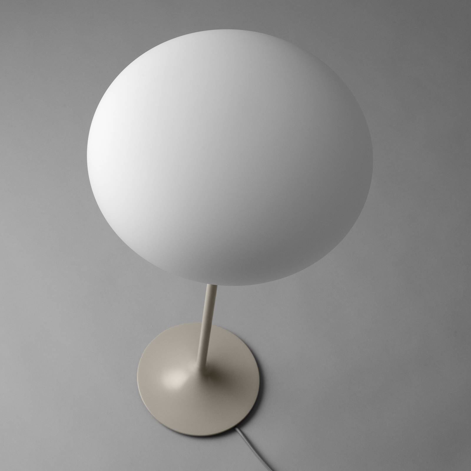 GUBI Stemlite lampe à poser