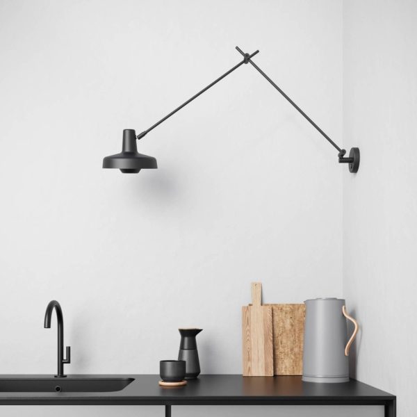 GRUPA Arigato mur à 1 lampe 110cm Ø23cm noir GRUPA