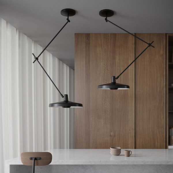 GRUPA Arigato Deck 1 lampe 140cm Ø45cm noir GRUPA