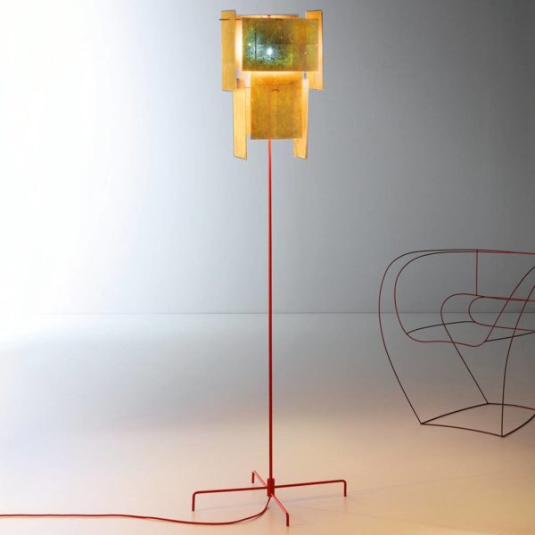 Ingo Maurer 24 Karat Blau lampadaire, tiges rouges Ingo Maurer