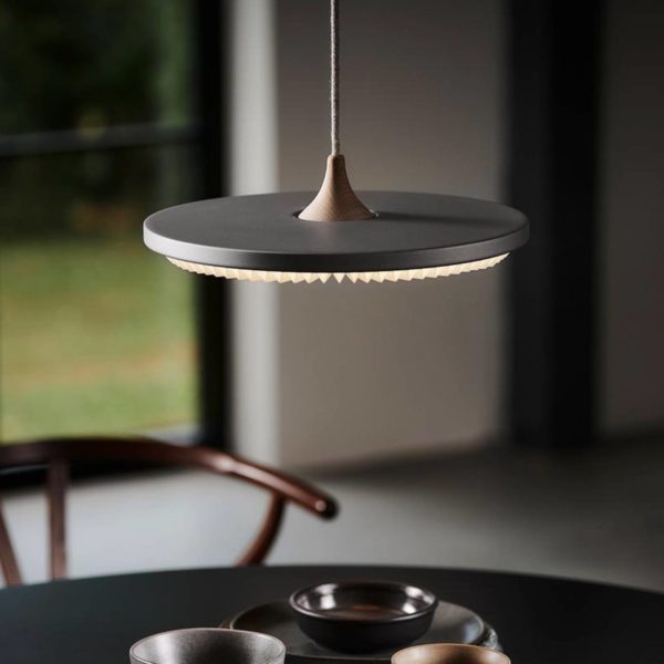 LE KLINT Soleil suspension LED gris clair Ø35cm Le Klint