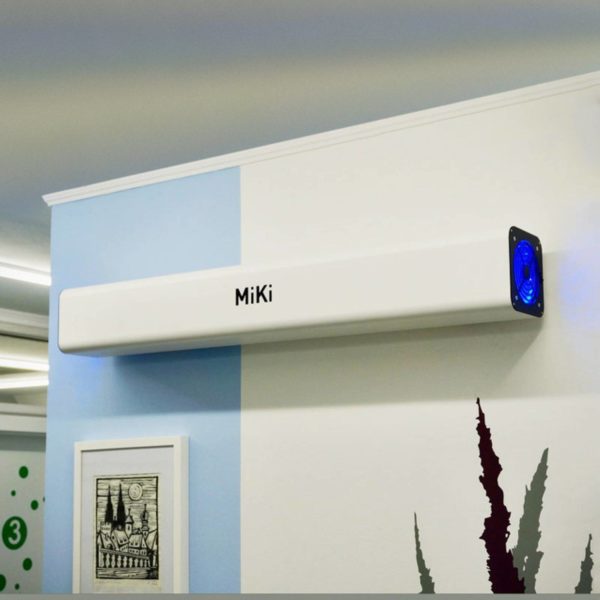 MiKi...der Mikroorganismen-Killer! Supports muraux pour purificateur d’air UV-C Miki MiKi...der Mikroorganismen-Killer!