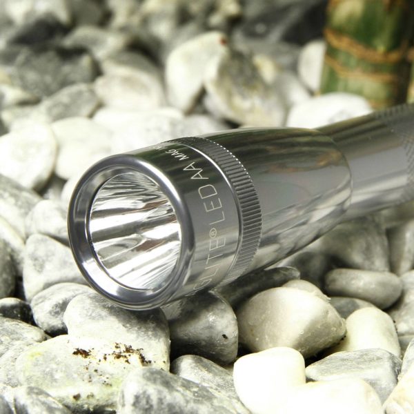 Maglite lampe de poche LED Mini, 2-Cell AA, étui, gris Maglite