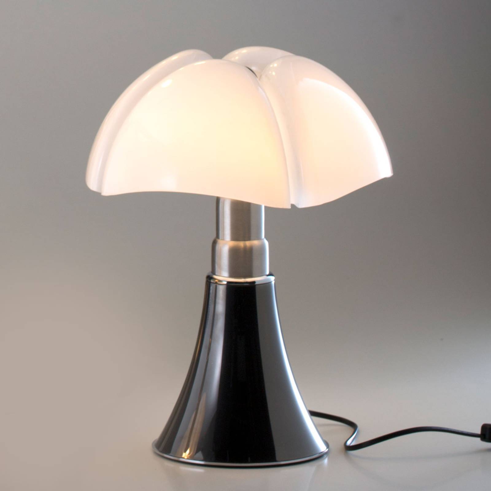 Martinelli Luce Minipipistrello lampe table titane Martinelli Luce