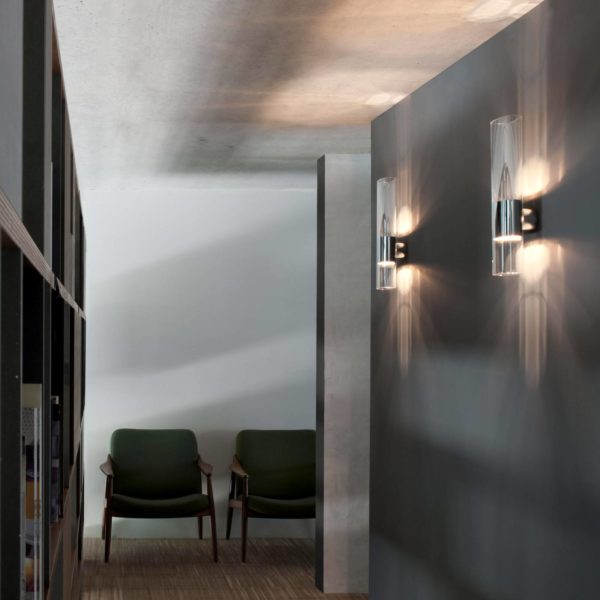 Applique murale Oluce Line