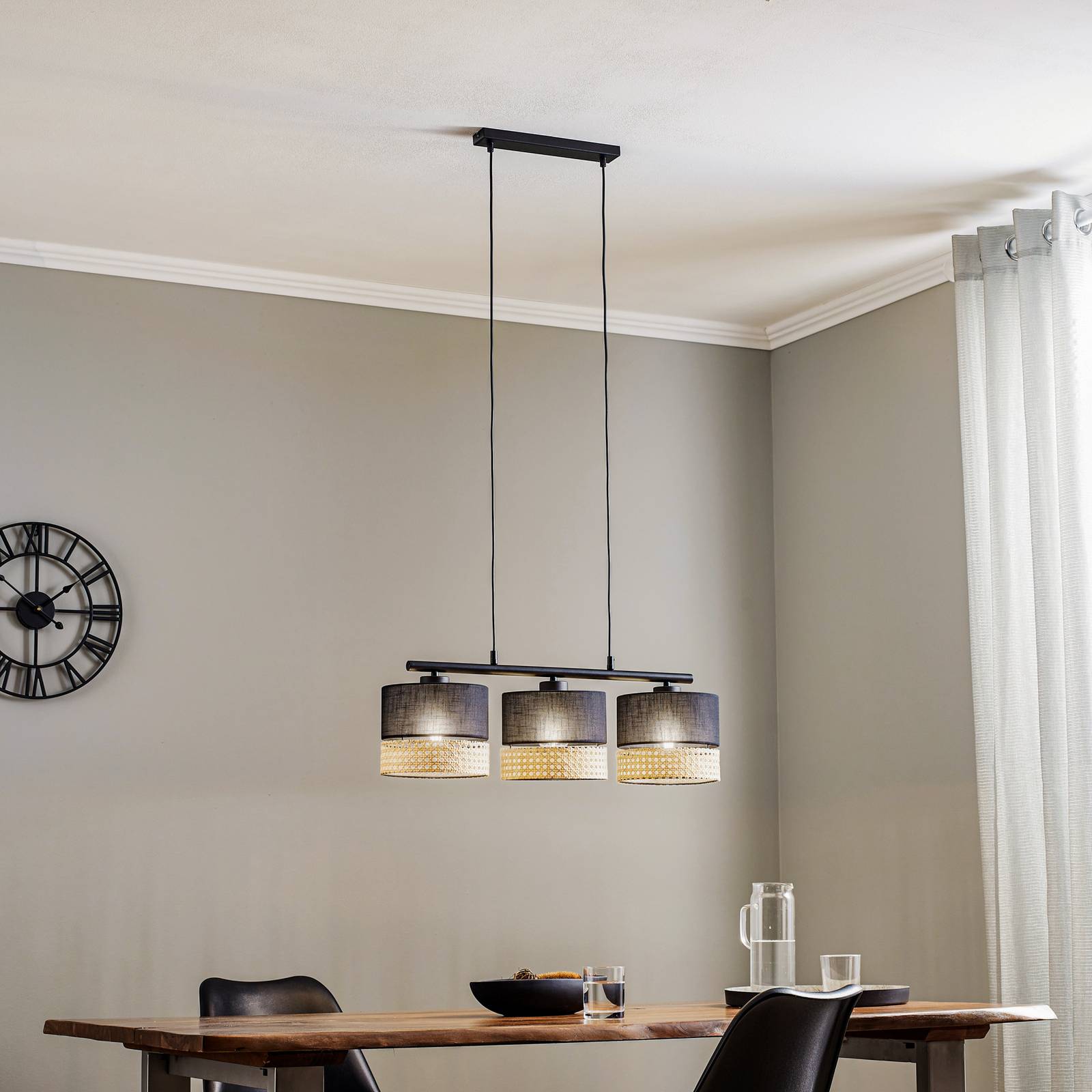 TK Lighting Suspension Paglia noire/rotin à trois lampes TK Lighting