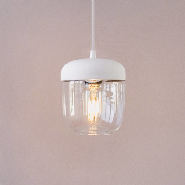 UMAGE Suspension design Acorn, blanc et laiton UMAGE