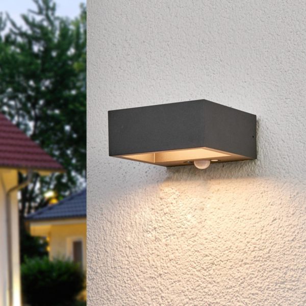 Lucande Applique d’extérieur LED solaire Mahra