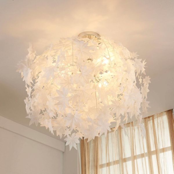 Lindby Magnifique plafonnier Maple avec feuilles LINDBY