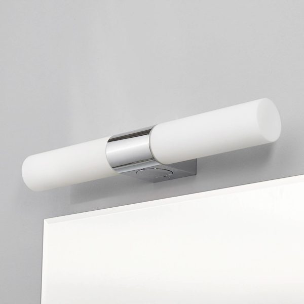 Lindby Applique pour miroir Ziva à prise électrique LINDBY