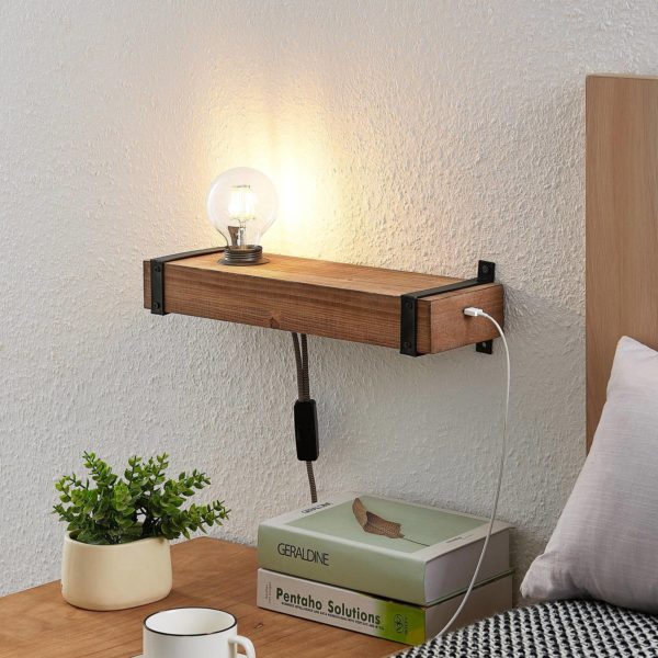 Lindby Sverina applique en bois avec prise LINDBY