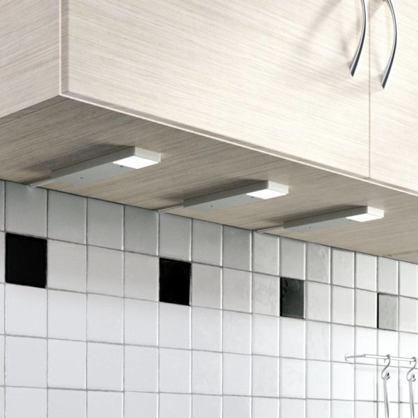 Lindby Amaryll lampe sous meuble LED