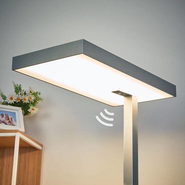 Arcchio Lampadaire LED de bureau Nora avec détecteur Arcchio