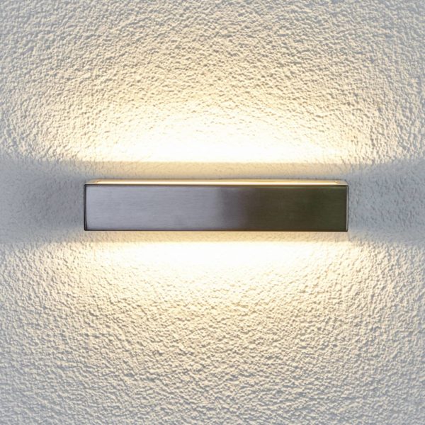 Lindby Attrayante applique LED Jagoda pour l’extérieur LINDBY