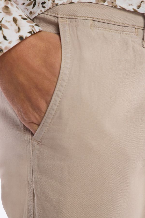 Pantalon Chino Sans Pli En Coton Et Lin Stretch Beige Coupe Droite Eden Park – Image 2