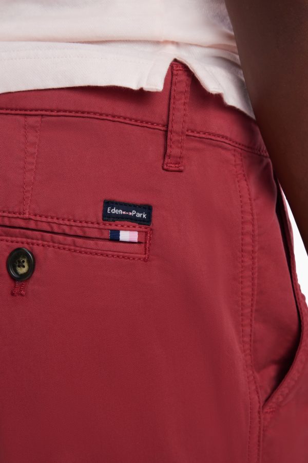 Bermuda Chino En Coton Stretch Rouge Coupe Droite Eden Park – Image 4