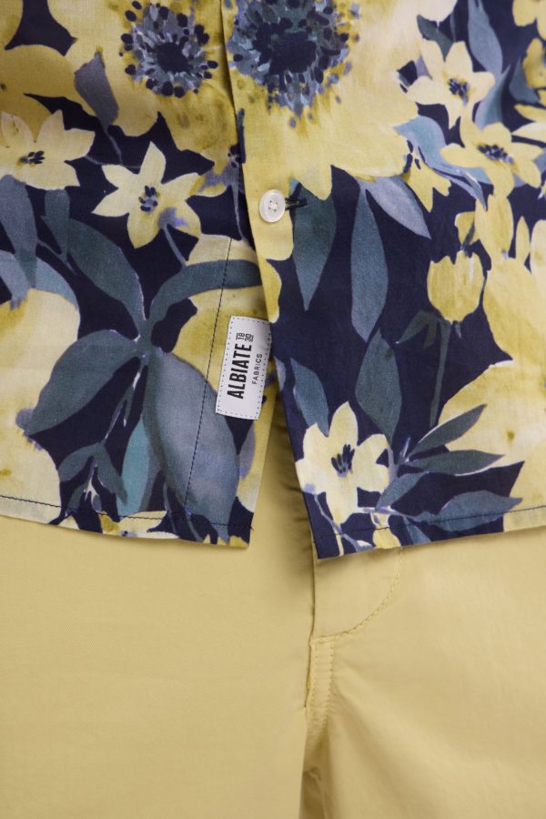 Chemise À Manches Courtes En Popeline De Coton Marine Motif Floral Jaune Coupe Droite Eden Park – Image 3