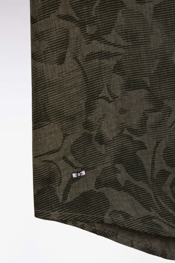 Chemise Imprimée En Lin Kaki Coupe Ajustée Eden Park – Image 5