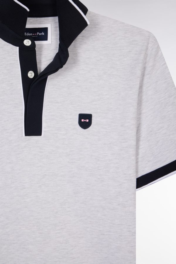 Polo Uni À Manches Courtes En Coton Stretch Gris Passepoil Contrasté Coupe Ajustée Eden Park – Image 5