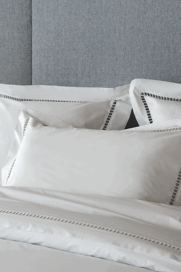 Housse De Couette Blanche - Dentelle Et Crampon Eden Park – Image 3