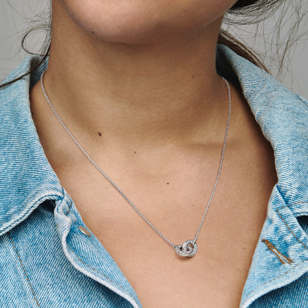 Collier Pendentif Pavé Entrelacé Pandora Signature - Pandora